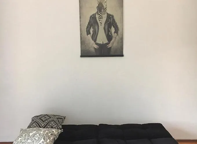 Apartment Cool In Classic Building, Roma *