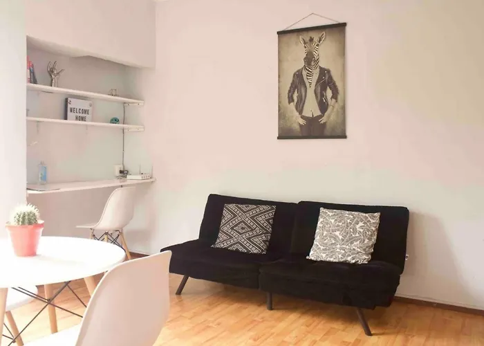 Cool In Classic Building, Roma Apartment Mexico City